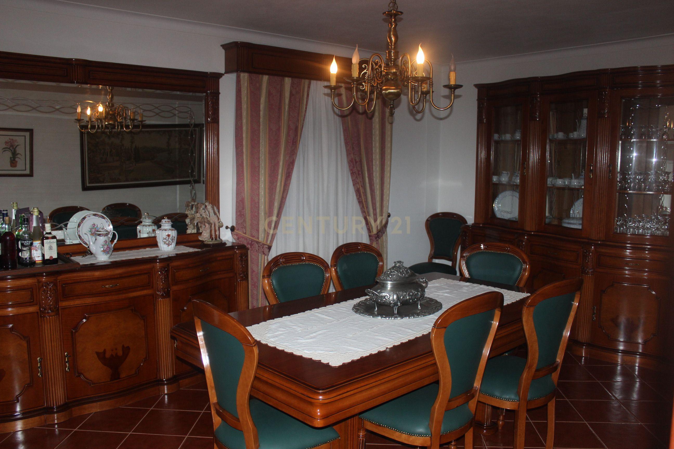Espaçosa Moradia T7 em Pinhel  - Image 21