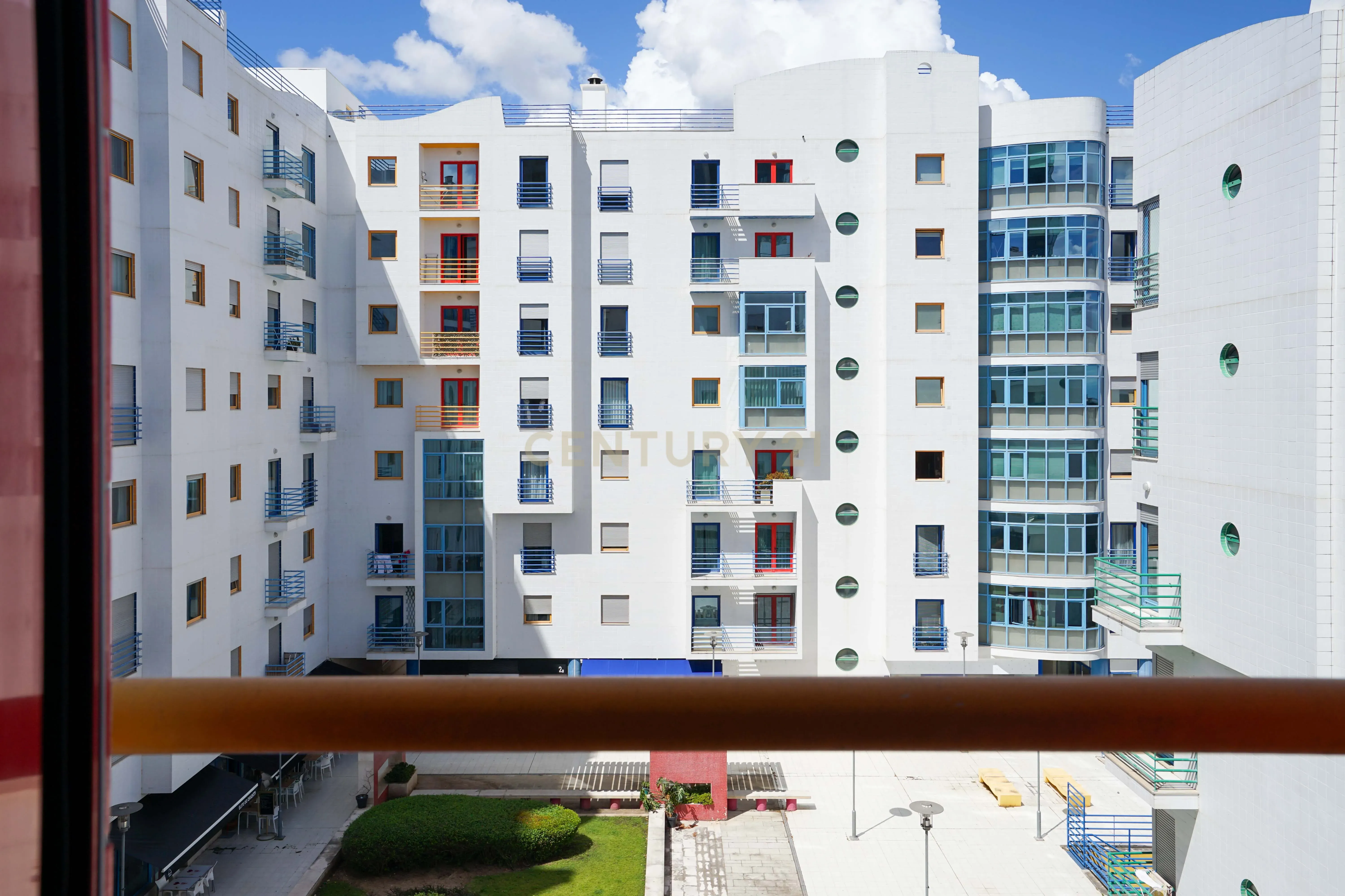 Apartamento T3 com Vista Panorâmica para o rio no Parque das Nações - Image 29