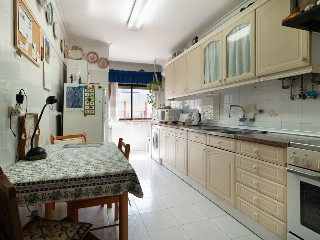 Apartamento T2 | Damaia de Cima - Image 1