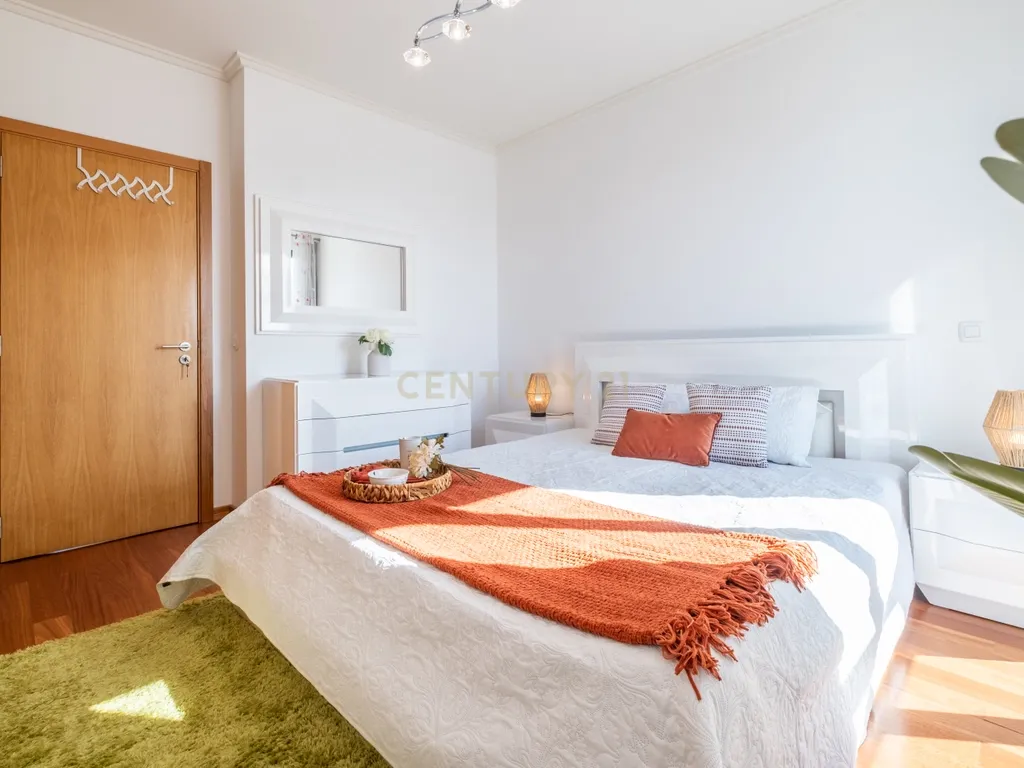 Penthouse com Vista Mar em Funchal, Madeira - Image 12