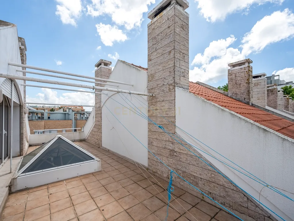 Moradia T4+1 em Condomínio Privado – Parque das Nações, Lisboa - Image 59