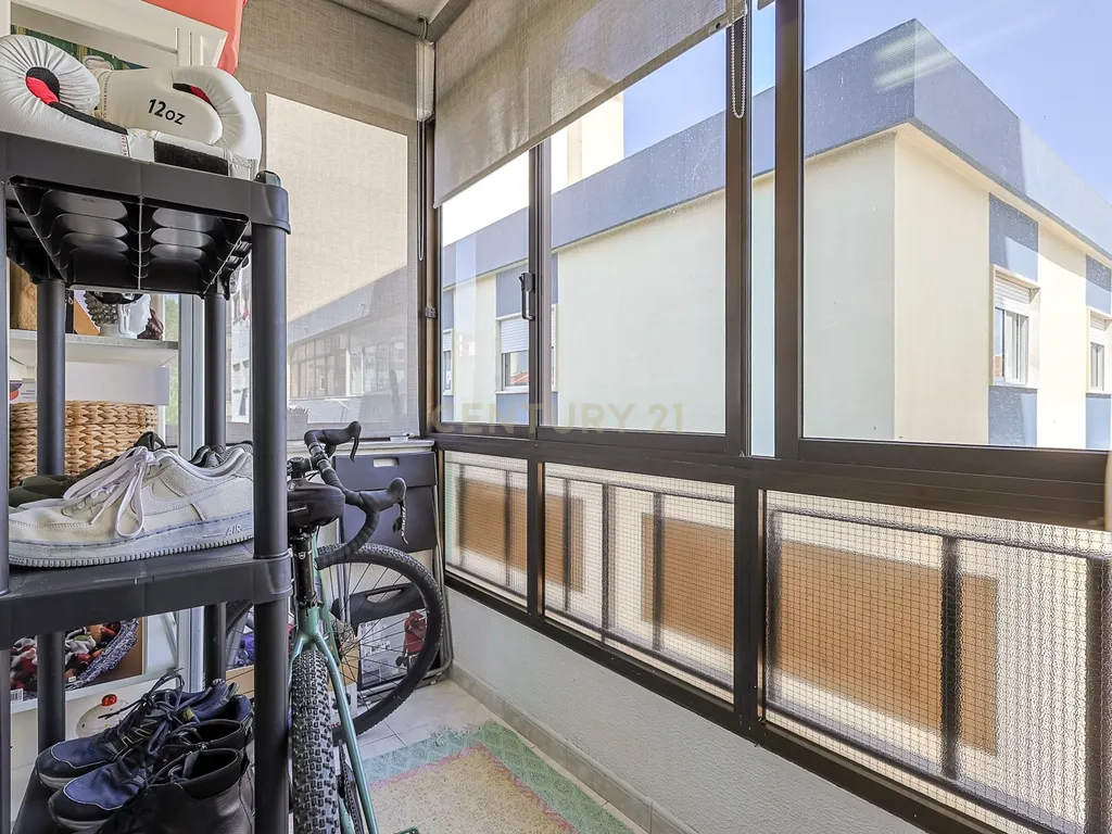 Apartamento T3 em Amora, Seixal - Image 15