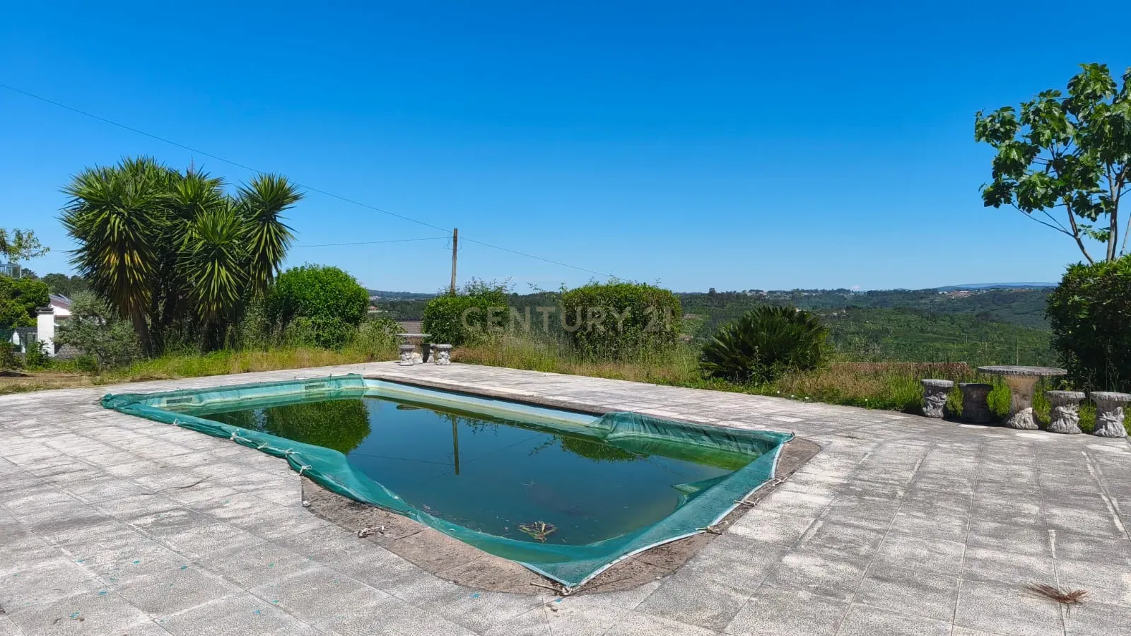 Moradia térrea com piscina e jardim próxima da cidade de Viseu - Image 17