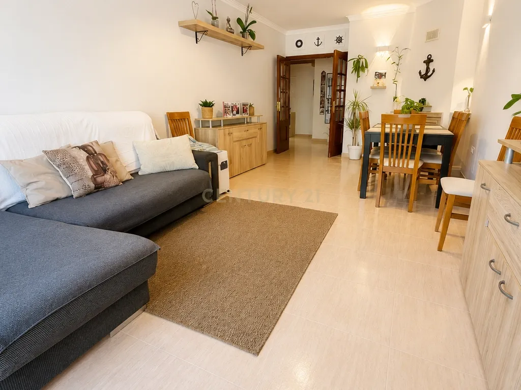 Apartamento T2 com Parqueamento | Rio de Mouro | Casais de Mem Martins - Image 8