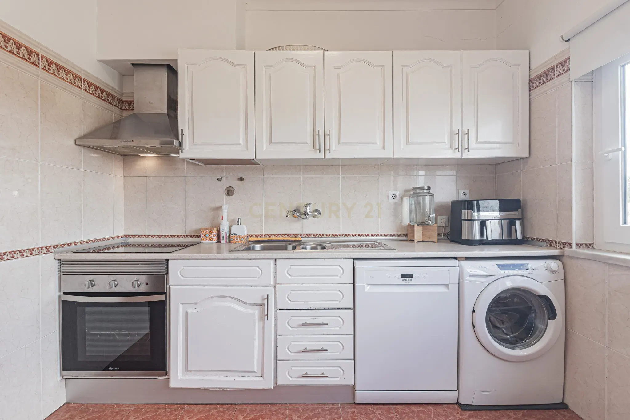 Apartamento T3  - Conforto, espaço e localização Ideal em Vale Figueira - Image 34