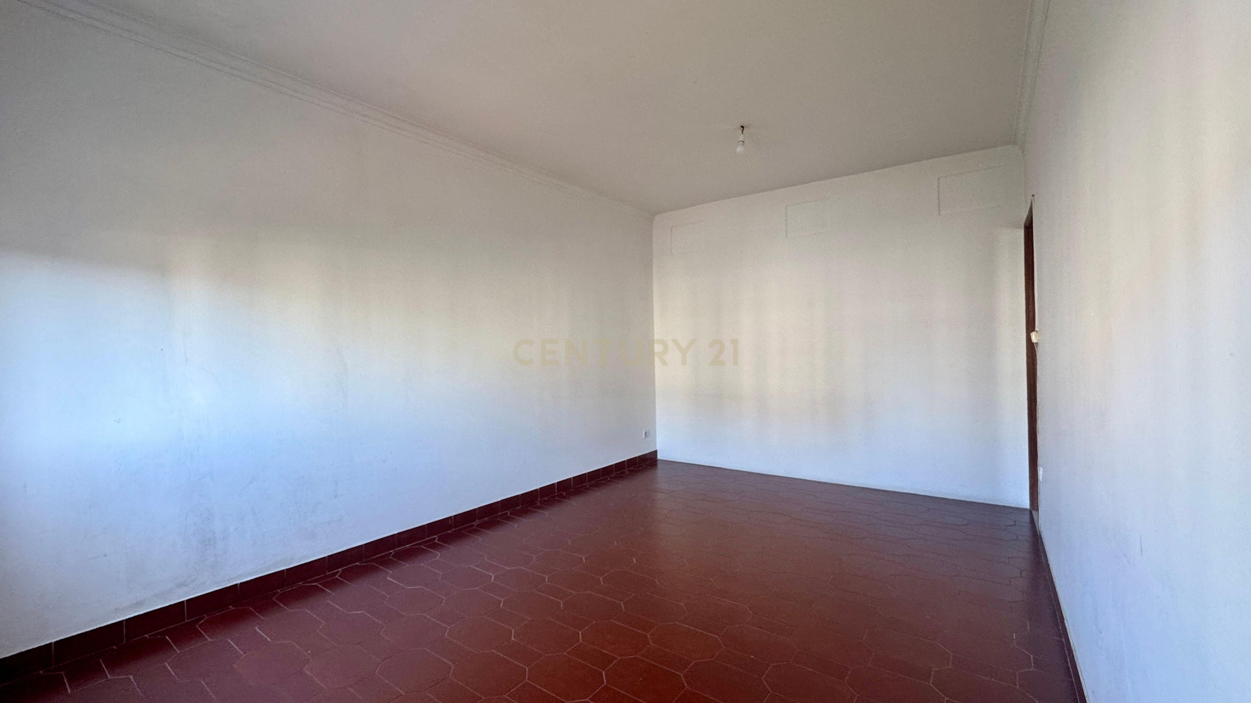 Fotografia 6 de Apartamento T1+1 em Agualva e Mira Sintra