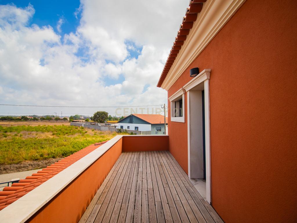 Moradia isolada com piscina e total privacidade, a 5 minutos da A17, Marinha das Ondas, Figueira da Foz - Image 46