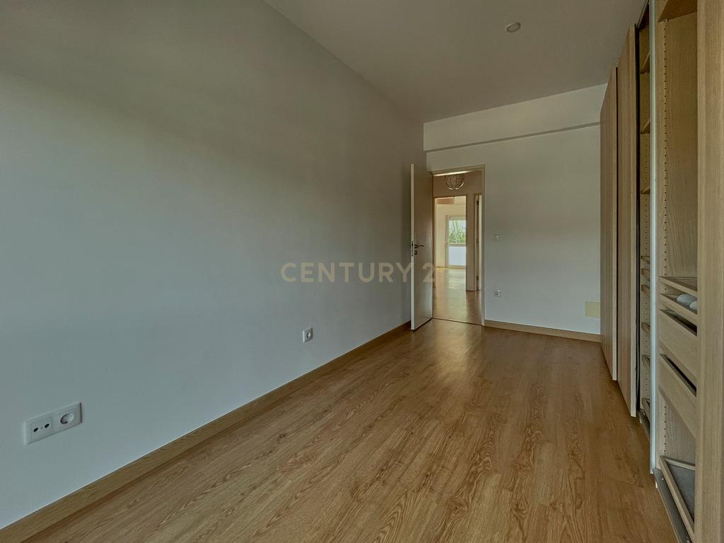 T2 para Arrendamento em Corroios – Conforto, Modernidade e Localização Privilegiada - Image 28