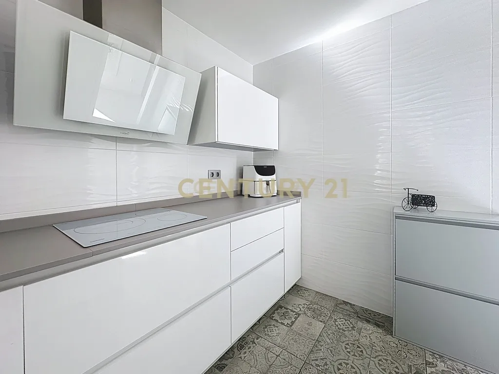 - Image 8