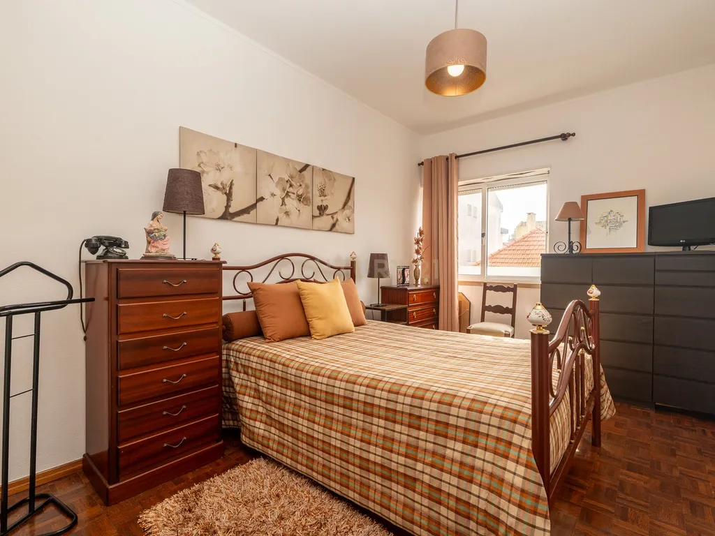 T2 no coração de Peniche | Rua Garrett | Oportunidade para viver ou rentabilizar🚨🚨🚨 - Image 10