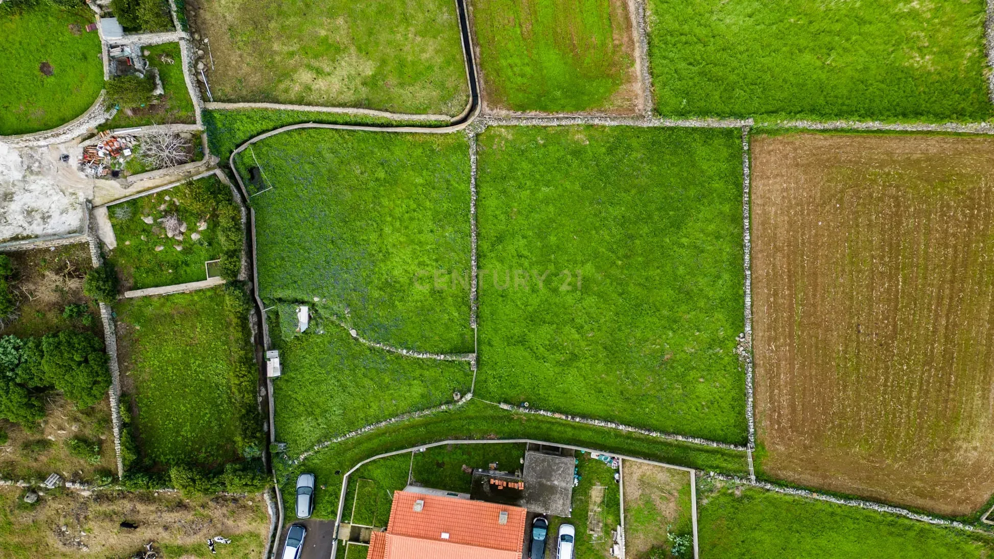 Fotografia 5 de Exelente Terreno com vista mar para construção, à venda em Feteira, Angra do Heroísmo