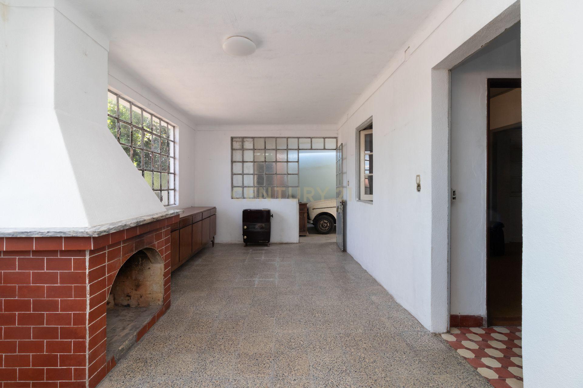 Moradia T3 com Jardim e Garagem em Santarém, Abrantes - Em Sistema de propostas Múltiplas - Image 19