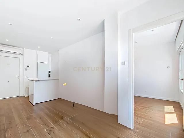  - Image 7