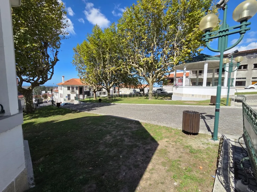 Lote de Terreno em Laundos para construção de moradia de cave, rés de chão e 1 andar - Image 19