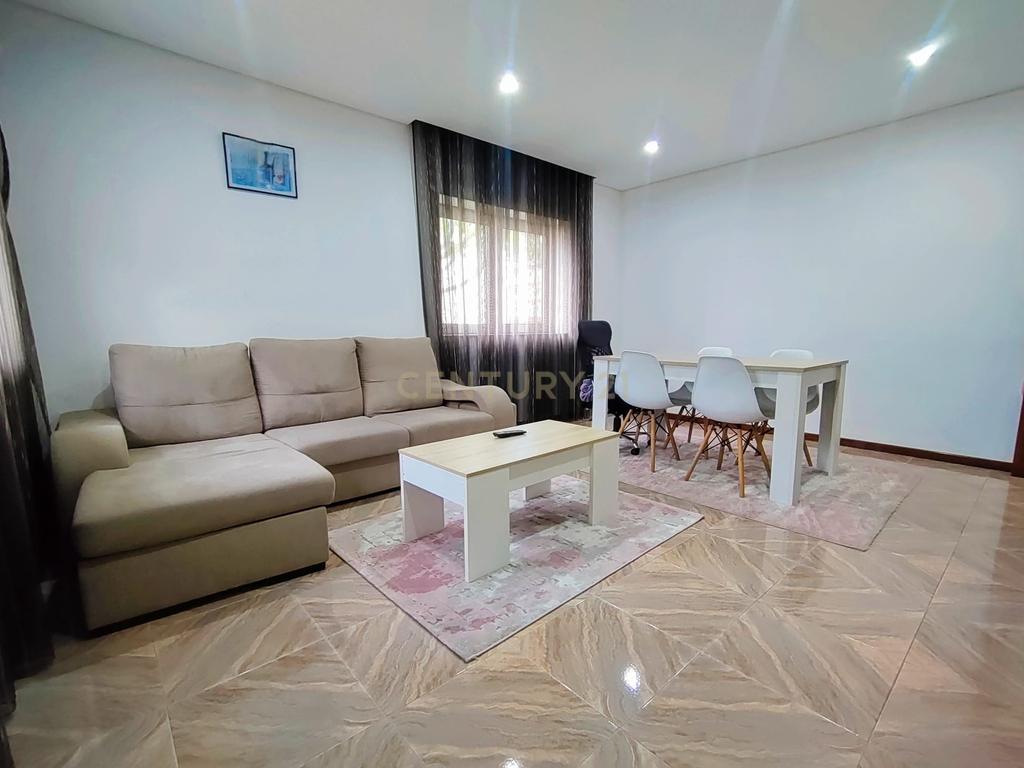 Apartamento T3 com Terraço e Vista na Póvoa de Varzim - Image 5