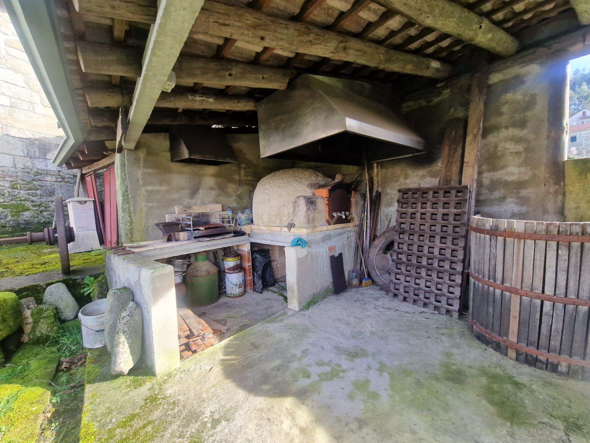 Casa De Pedra Na Serra Do Caramulo, Tondela - Image 28