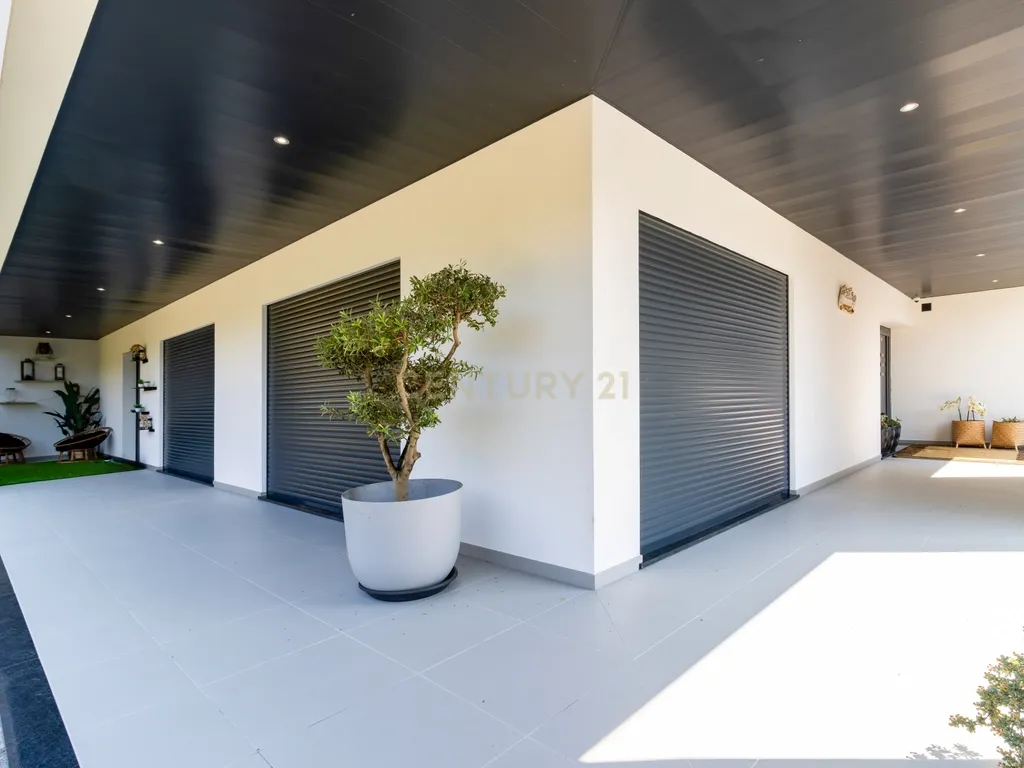 Luxuosa Moradia T3+1 | Pombal | - Image 32