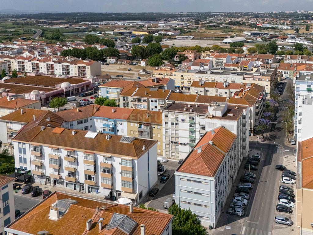 Apartamento T2 Moita – Ideal para Habitação Própria ou Investimento! - Image 27