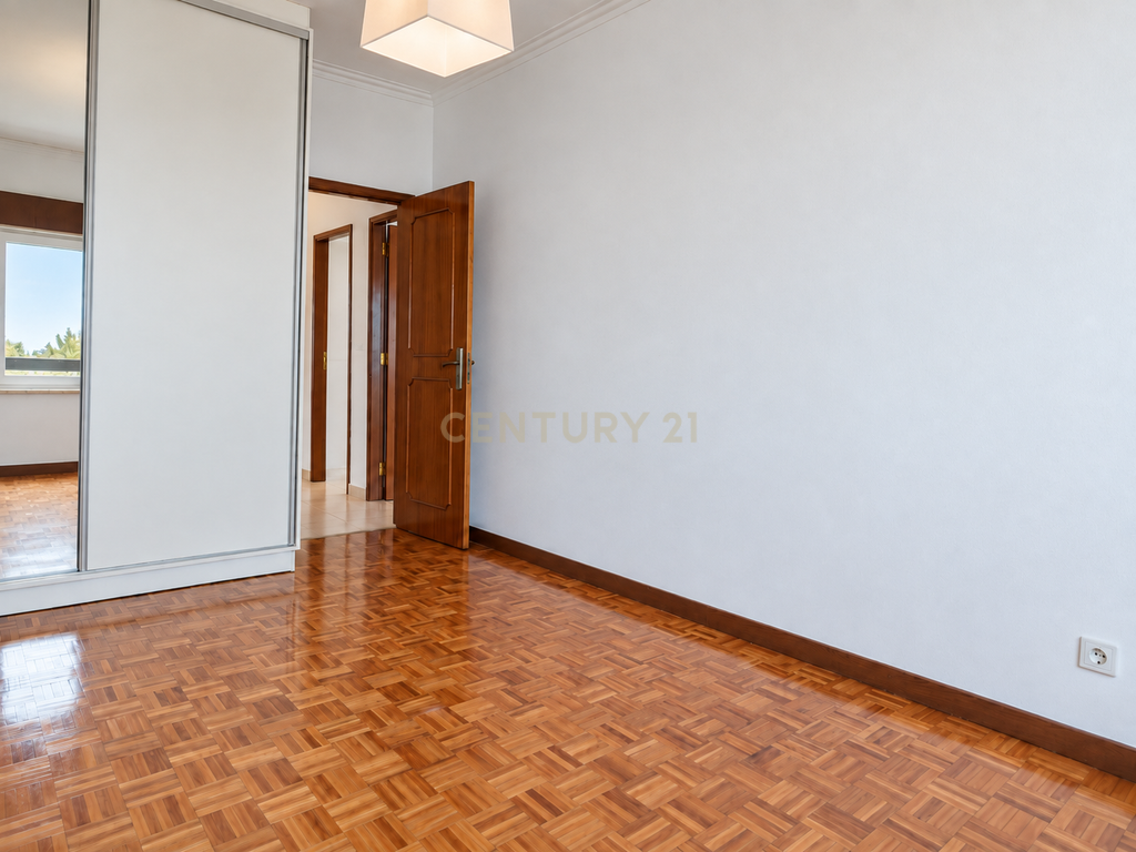 🏡 Apartamento T2 com Vista Rio e Serra no Bom Sucesso | Alverca do Ribatejo - Image 16