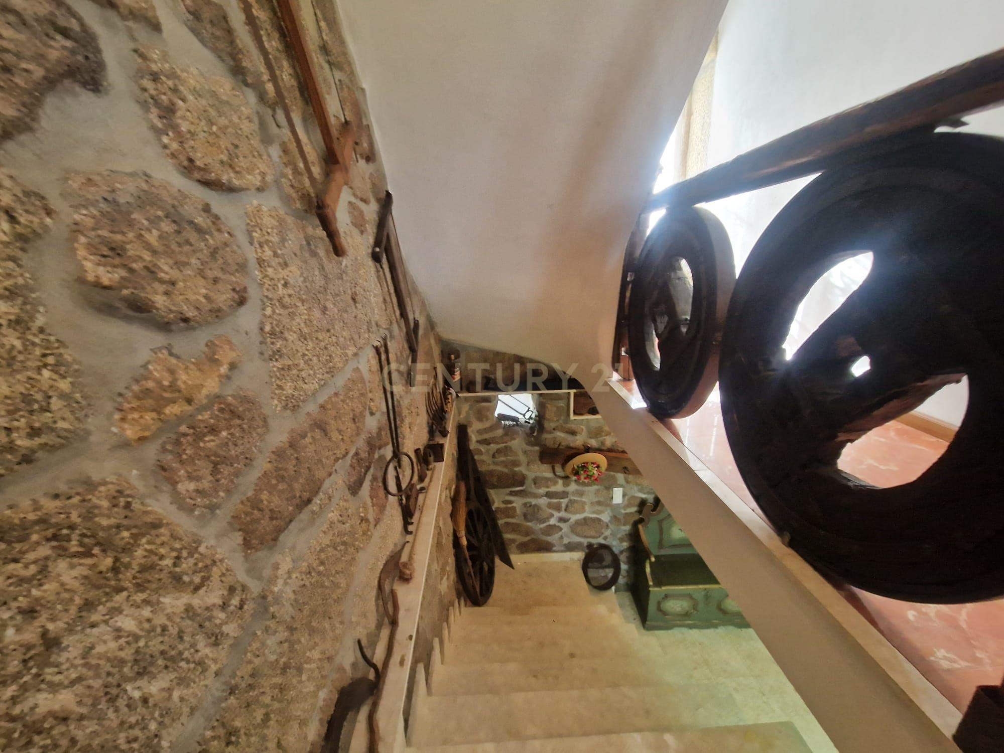 Casa De Pedra Na Serra Do Caramulo, Tondela - Image 12