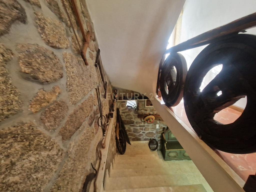 Casa De Pedra Na Serra Do Caramulo, Tondela - Image 12