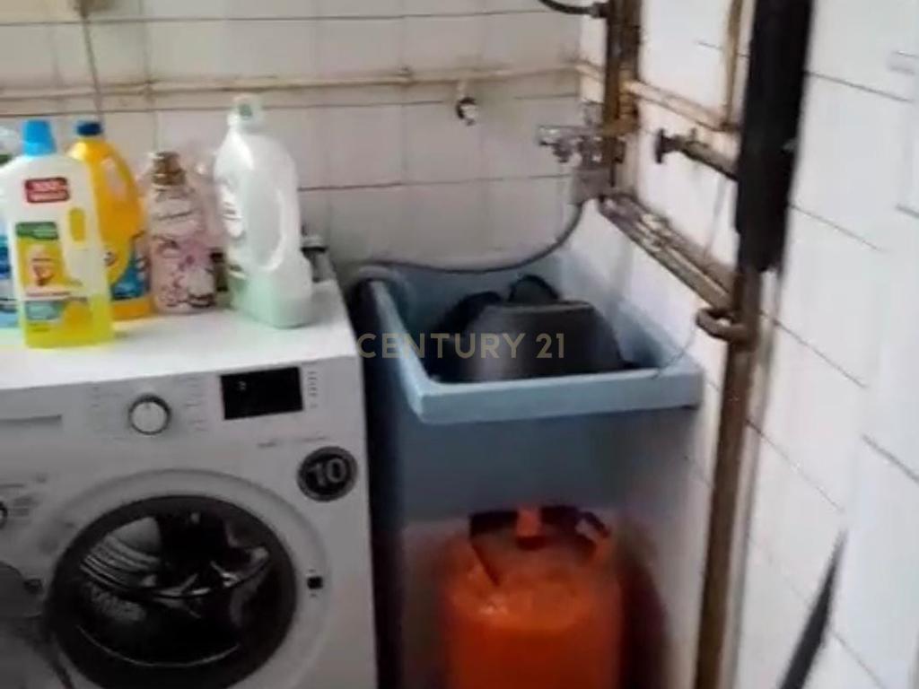  - Image 4