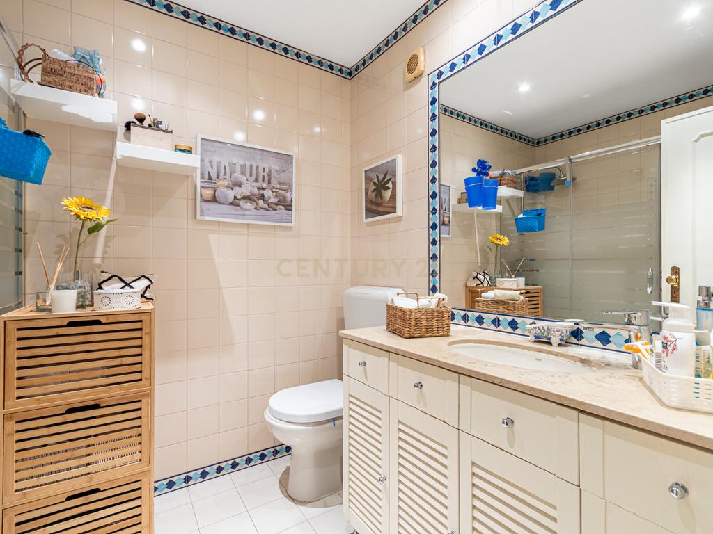 Apartamento T2 Junqueiro - Carcavelos - Cascais com varanda - Image 14