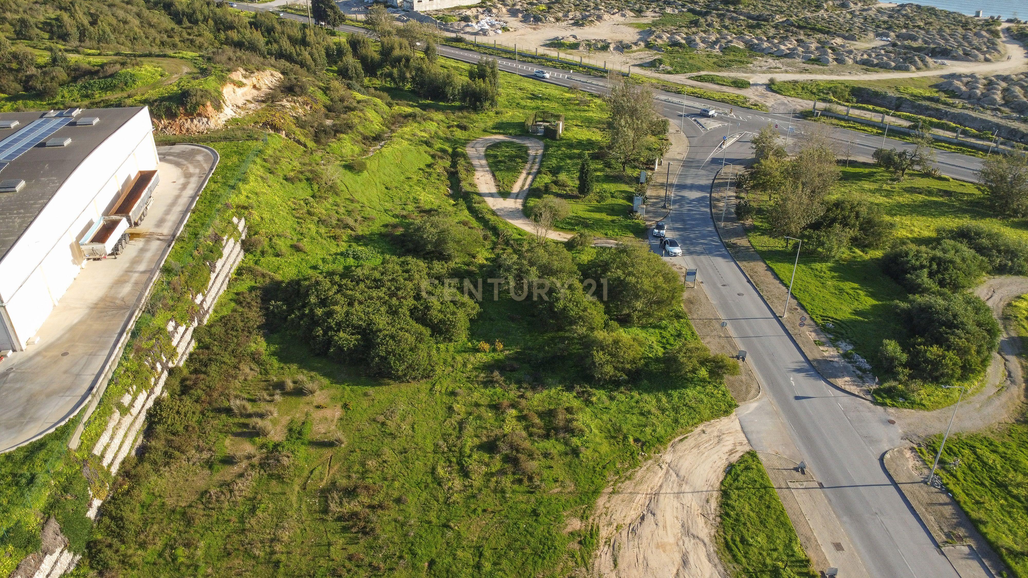 Fotografia 8 de Lote de terreno com 2.500 m², destinado a construção industrial- Parque Industrial SAPEC BAY, Setúbal