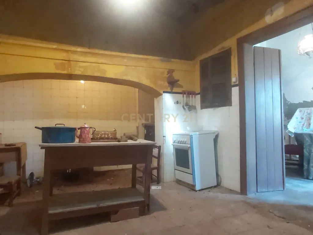 🏡 Moradia T5 para Recuperar – Baleizão (16 km de Beja) - Image 27