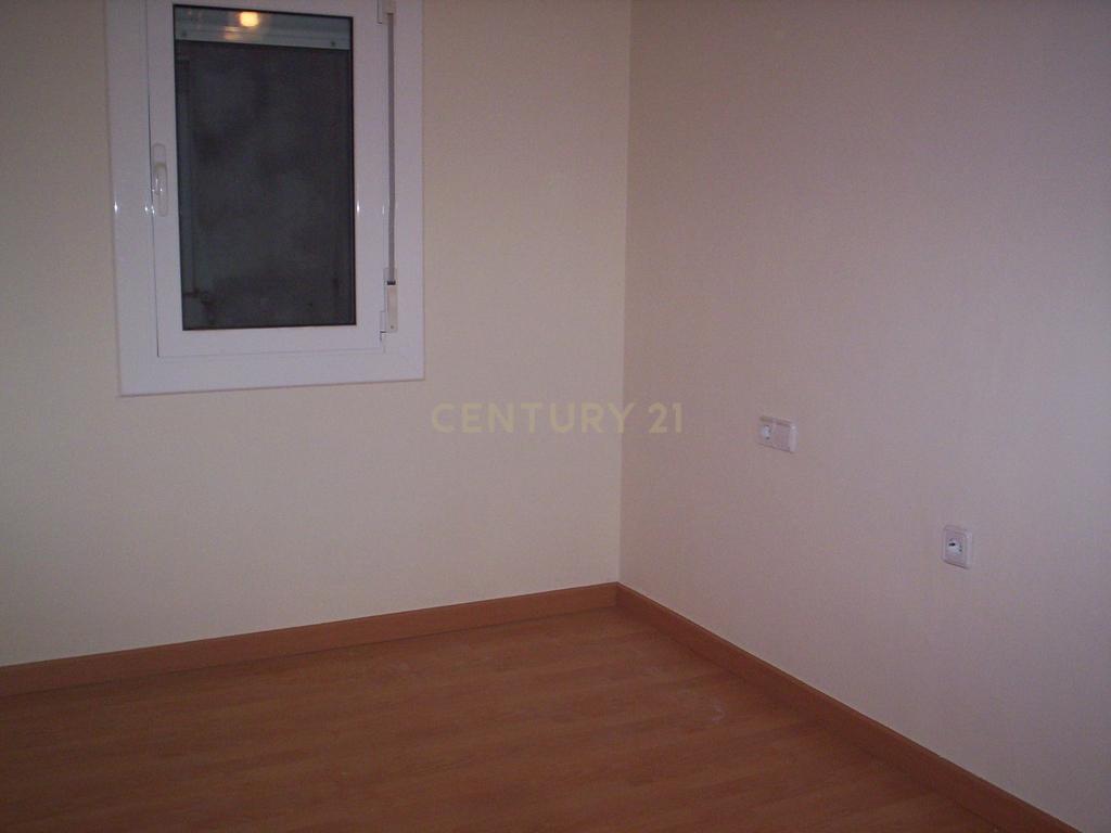  - Image 8