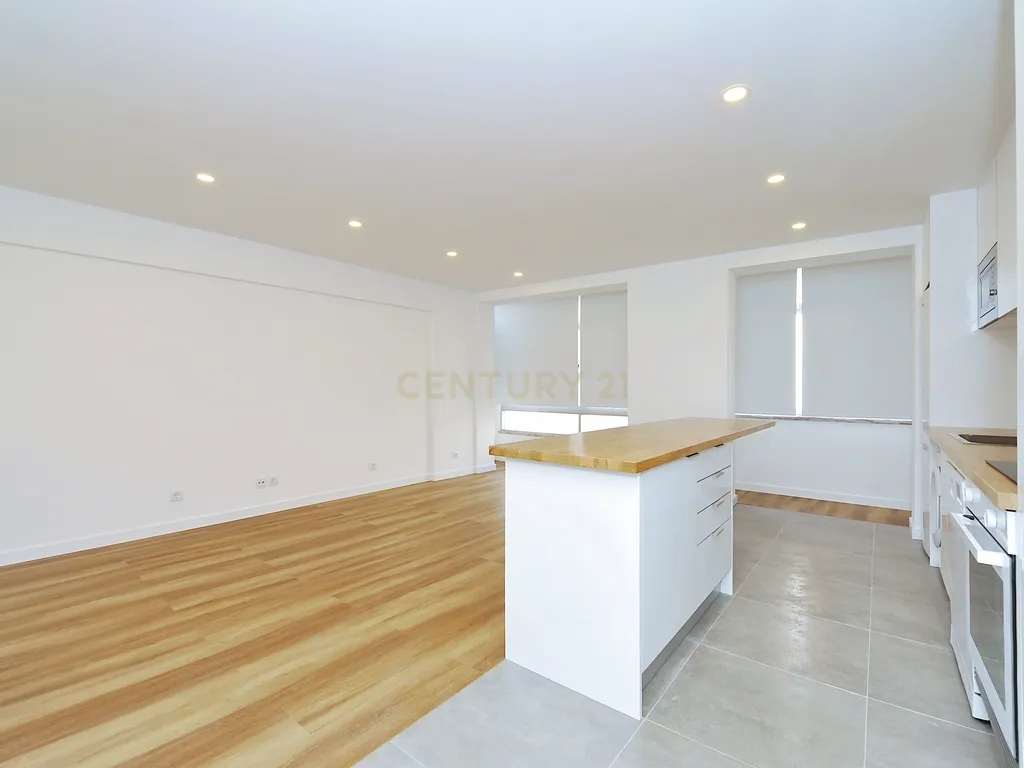 Apartamento Moderno Lisboa - 2 Quartos e Vista Cidade - Image 6