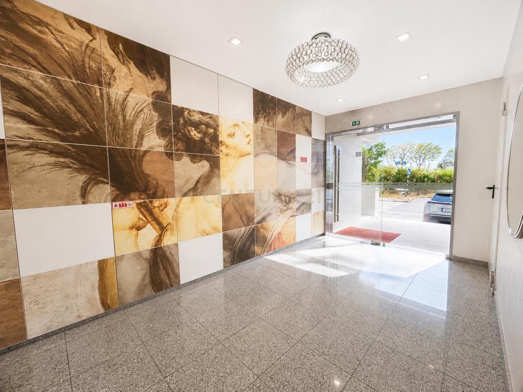 Apartamento T3 para Arrendamento com garagem box – Portas da Cidade, Montijo - Image 26