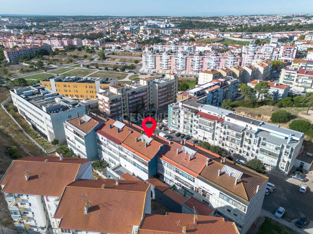 Apartamento T1 Feijó - Almada - Image 18