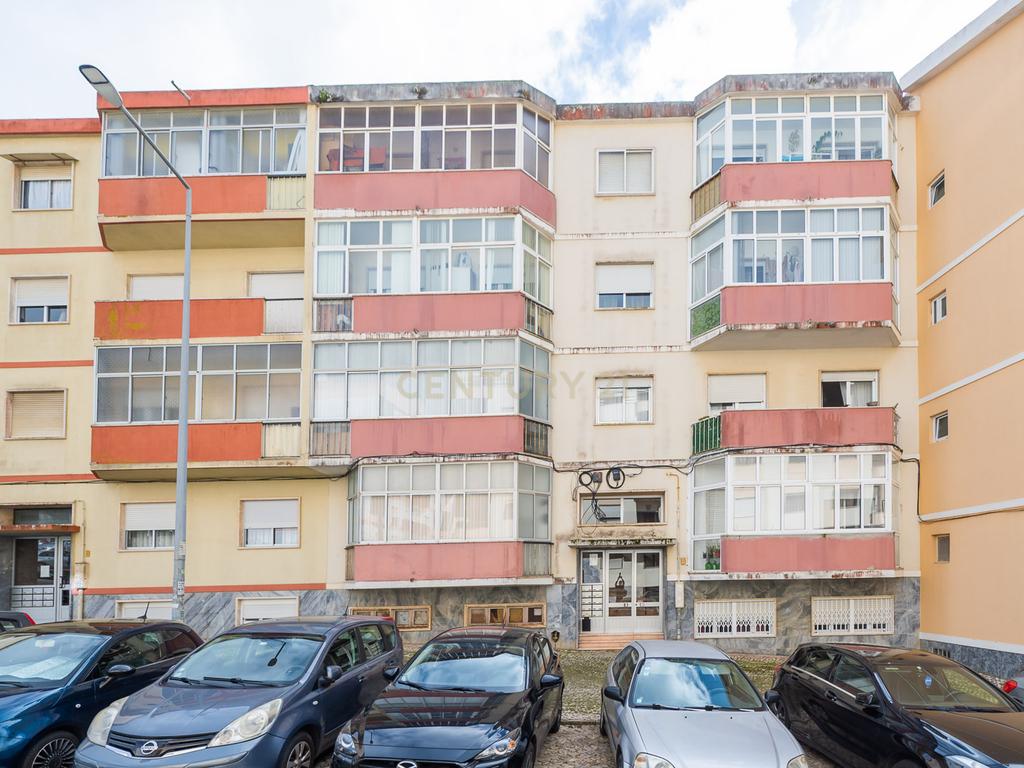 Apartamento T3 na Rinchoa, Rio de Mouro - Image 7