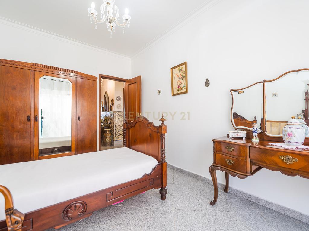 Apartamento T3 na Rinchoa, Rio de Mouro - Image 15