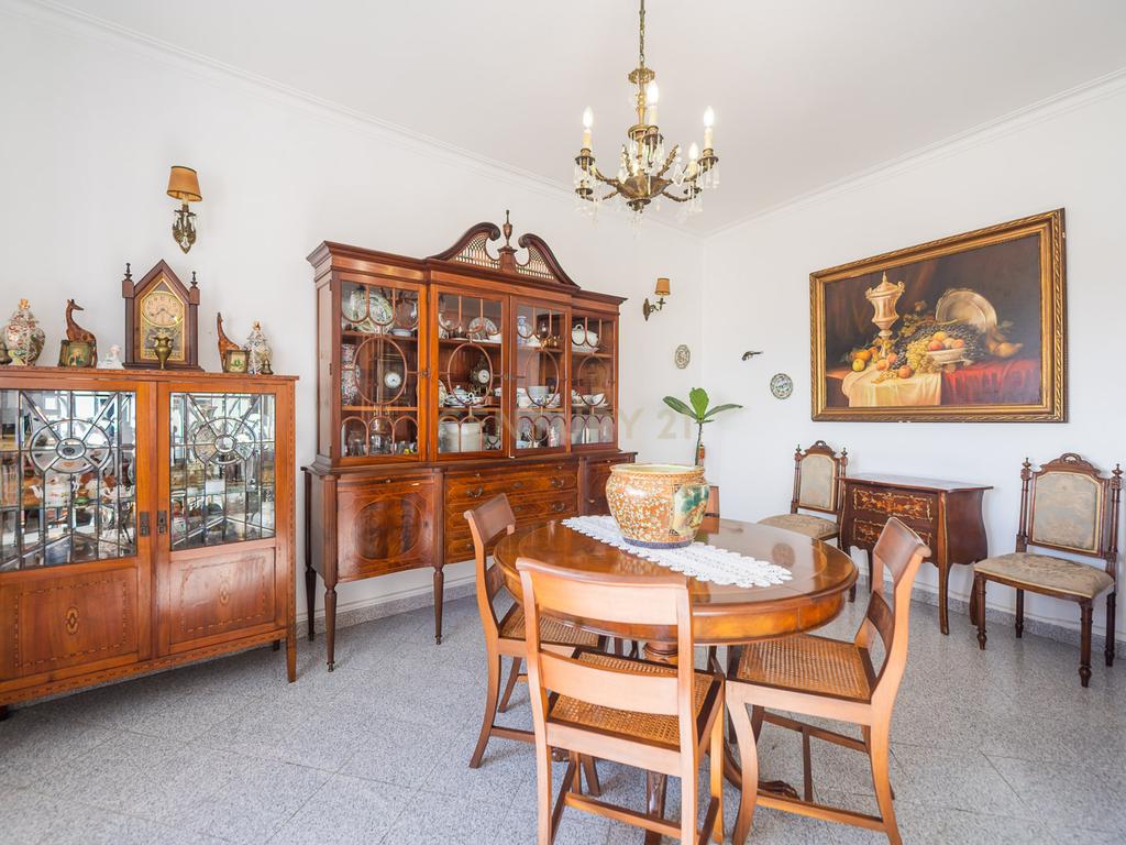 Apartamento T3 na Rinchoa, Rio de Mouro - Image 2