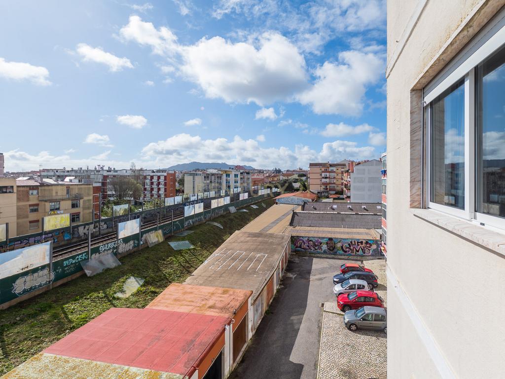 Apartamento T3 na Rinchoa, Rio de Mouro - Image 34
