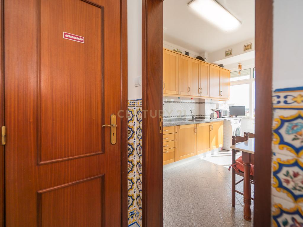 Apartamento T3 na Rinchoa, Rio de Mouro - Image 39