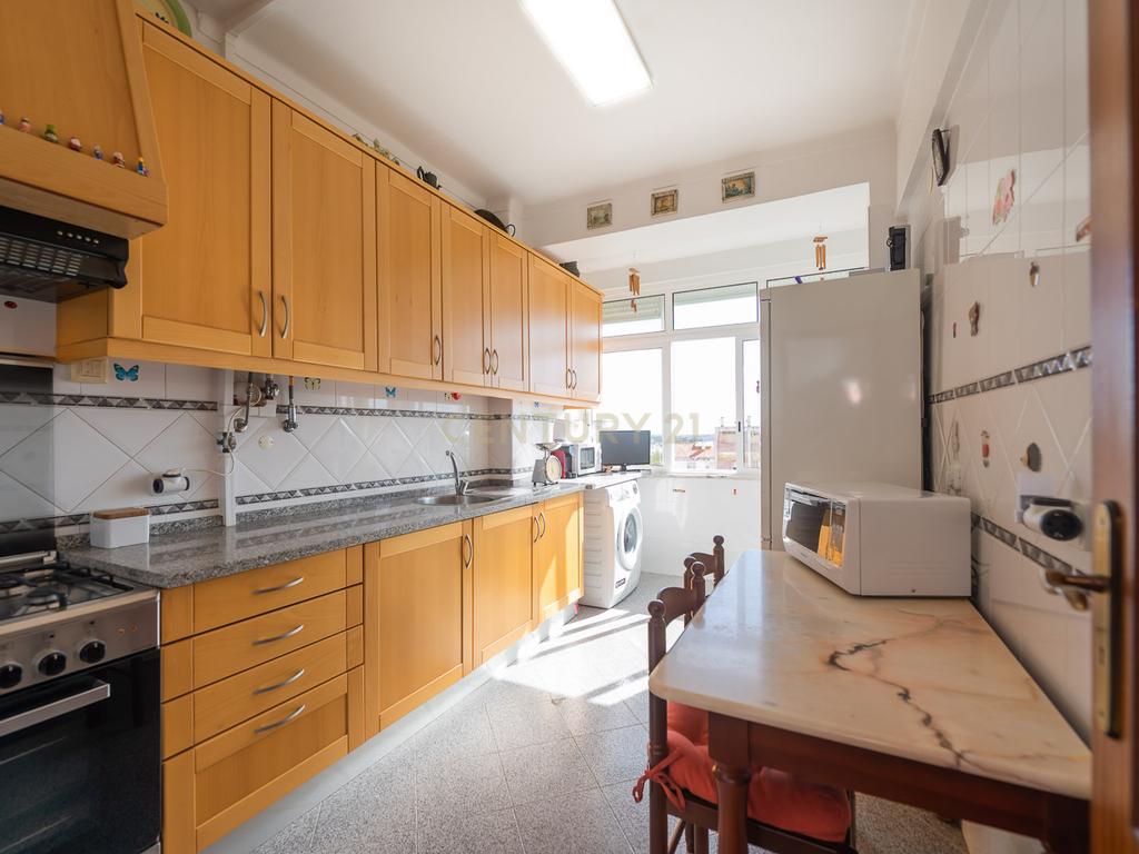 Apartamento T3 na Rinchoa, Rio de Mouro - Image 46