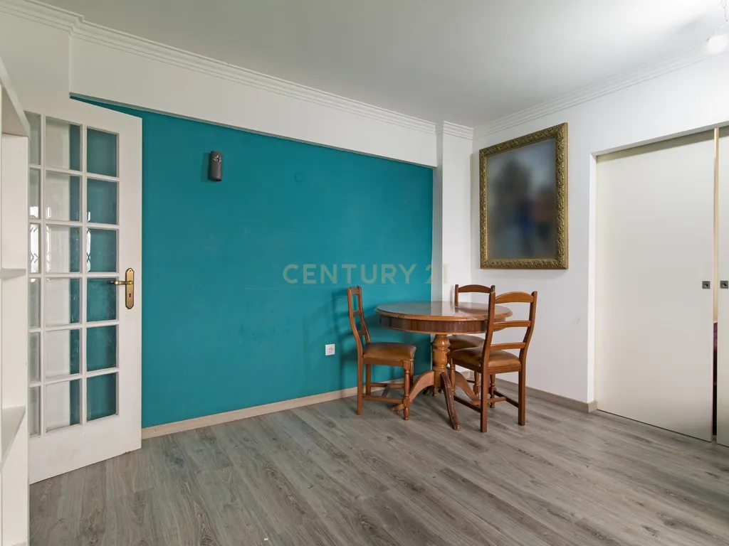 Apartamento T1+1 | Amadora - Image 2