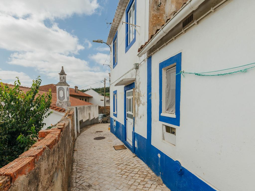 Moradia T1 no centro de Alenquer - Image 2