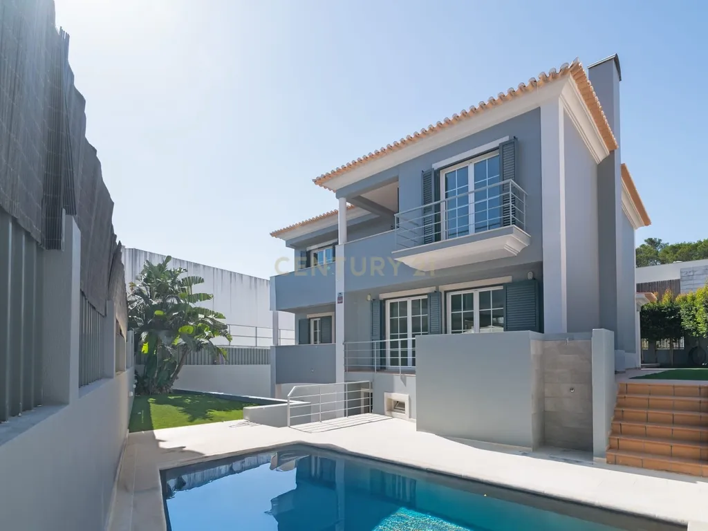 Moradia T3 com piscina em Cascais - Image 4