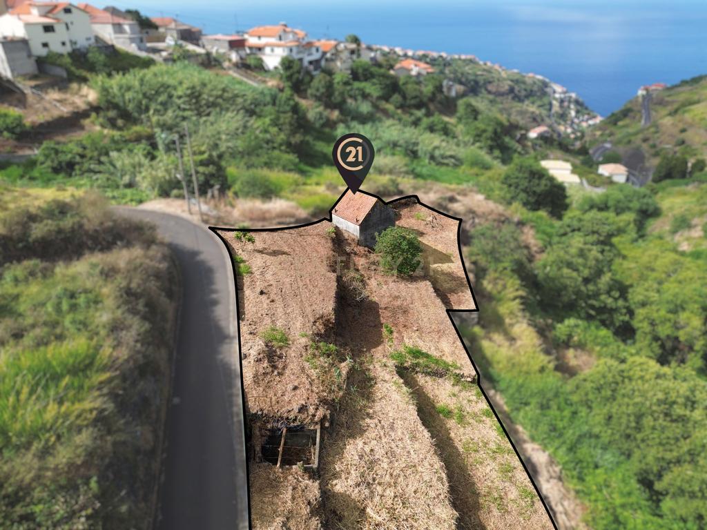 Terreno com Vista Mar Definitiva à Venda – Calheta, Madeira - Image 14