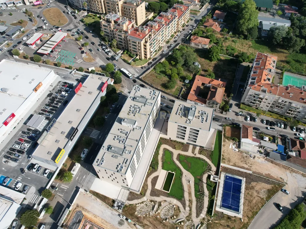 Apartamento T3 | Vista Mar - Condomínio Premium Le Parc – Canidelo - Image 30