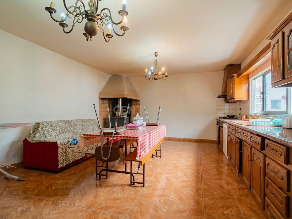 Moradia T2+2 - Image 11