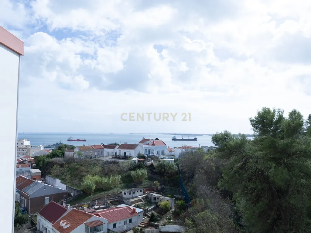 VIVER ENTRE O RIO, O MAR E A SERRA – UMA OPORTUNIDADE ÚNICA EM SETÚBAL! - Image 20