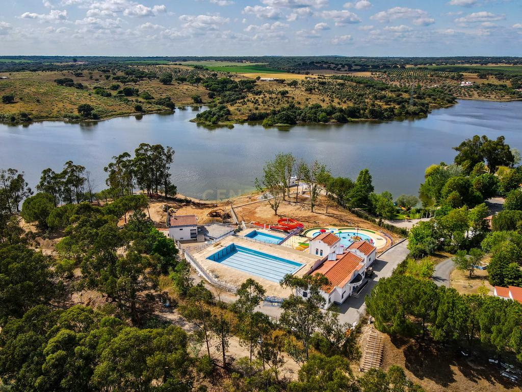 Quinta com Moradia típica  a beira da barragem ... - Image 45