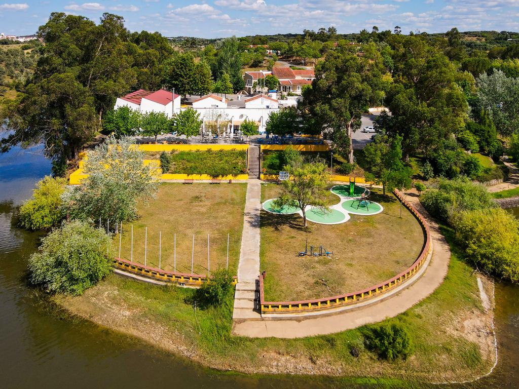 Quinta com Moradia típica  a beira da barragem ... - Image 32