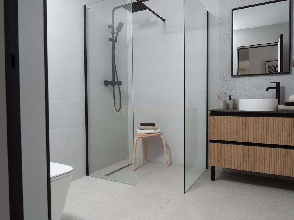 🏡 Casa nova em Cunit – Design, eficiência e conforto junto ao mar Estreie o seu lar ideal na rua Havana em Cunit! - Image 36