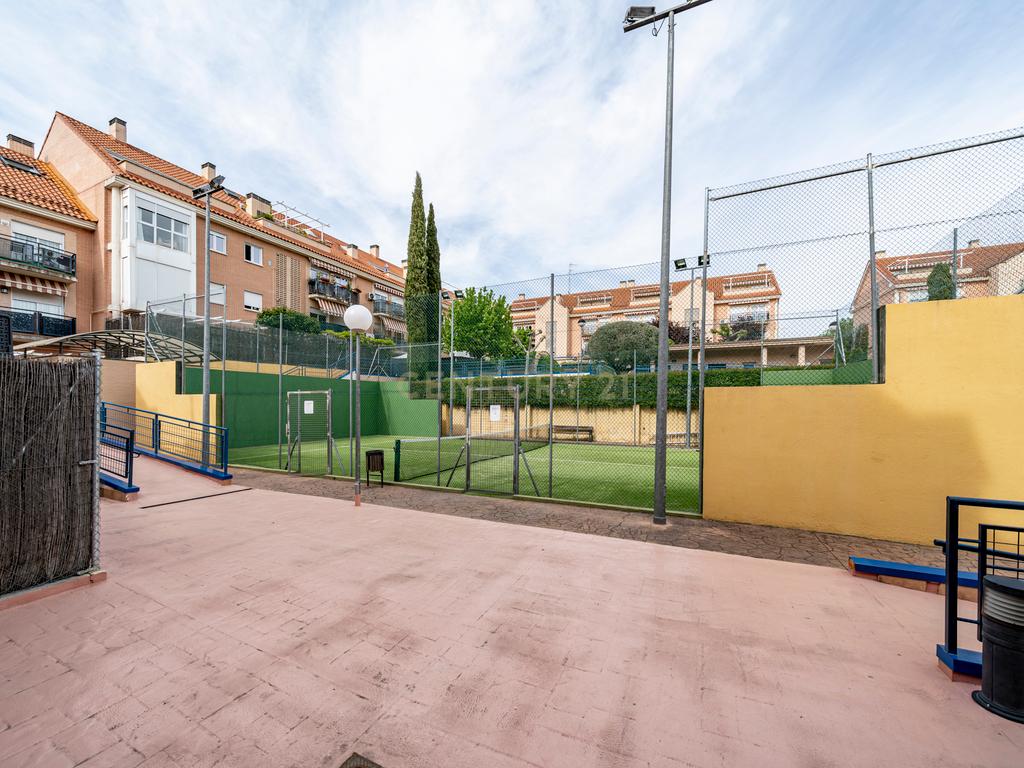 Apartamento de Luxo com Terraço em Comunidade Fechada - Madrid - Image 3